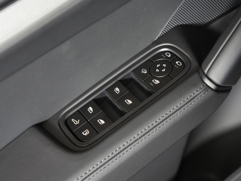 2026 Porsche Cayenne S E-Hybrid