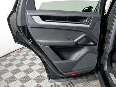 2026 Porsche Cayenne S E-Hybrid