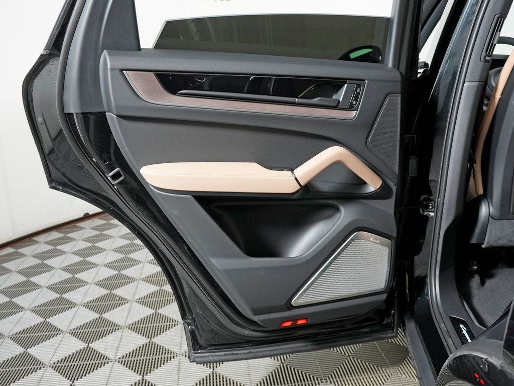 2026 Porsche Cayenne S E-Hybrid S