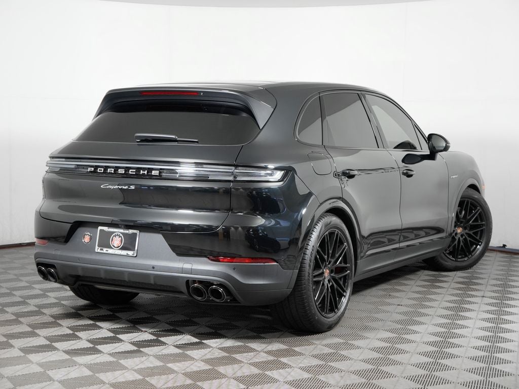 2026 Porsche Cayenne S E-Hybrid S