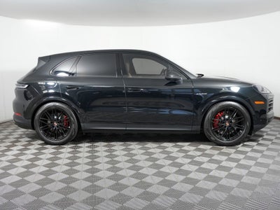 2026 Porsche Cayenne S E-Hybrid S