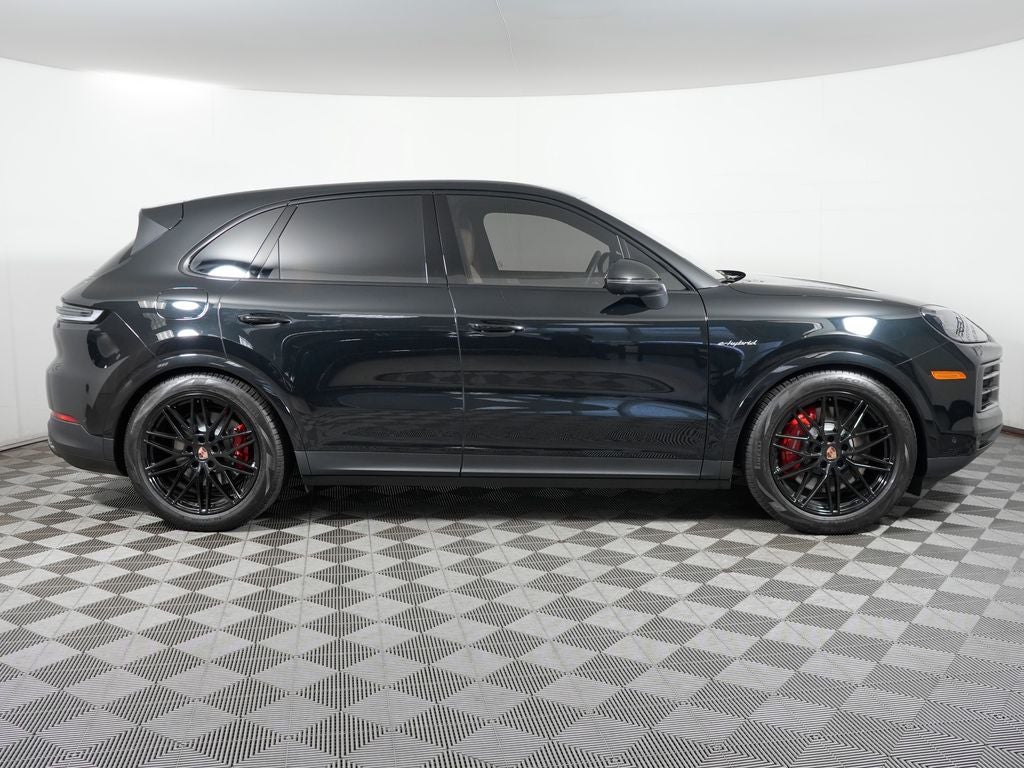 2026 Porsche Cayenne S E-Hybrid S