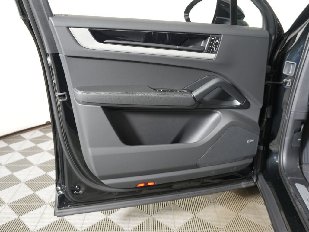 2026 Porsche Cayenne Coupe