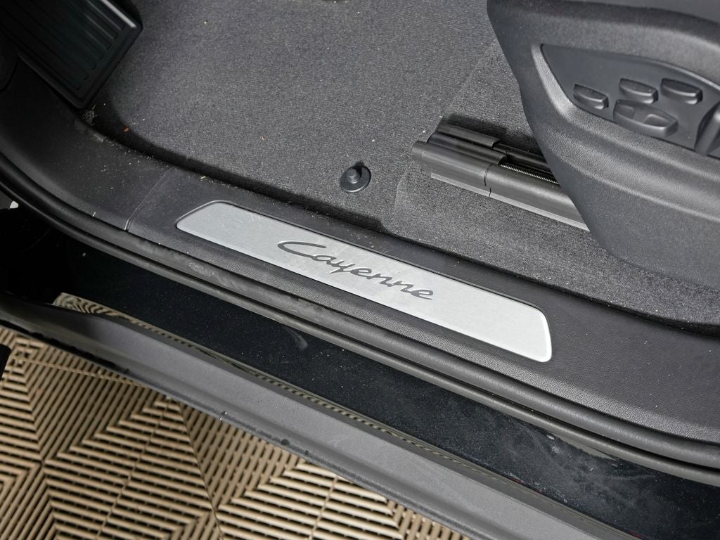 2026 Porsche Cayenne Coupe