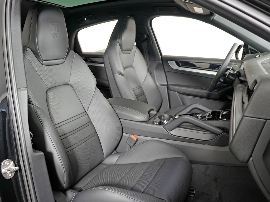 2026 Porsche Cayenne Coupe