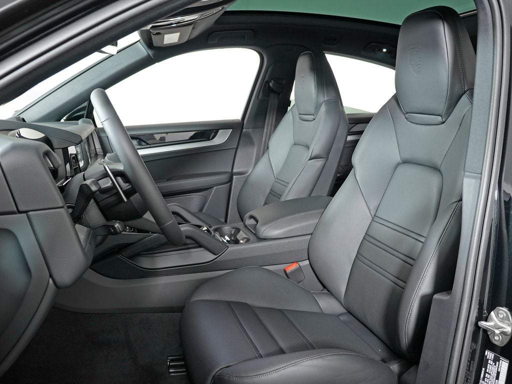 2026 Porsche Cayenne Coupe