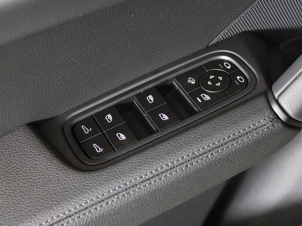 2026 Porsche Cayenne Coupe