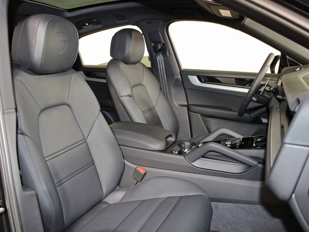 2026 Porsche Cayenne Coupe