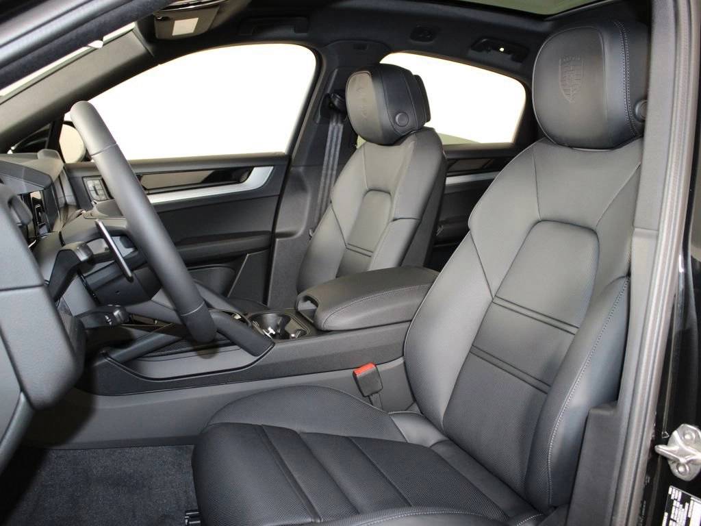 2026 Porsche Cayenne Coupe