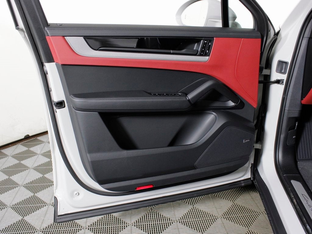 2026 Porsche Cayenne Coupe