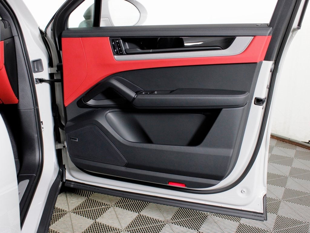 2026 Porsche Cayenne Coupe