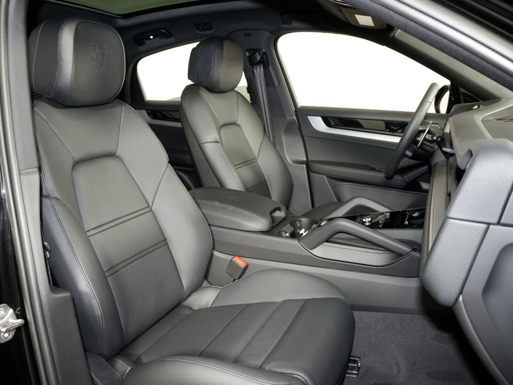 2026 Porsche Cayenne Coupe