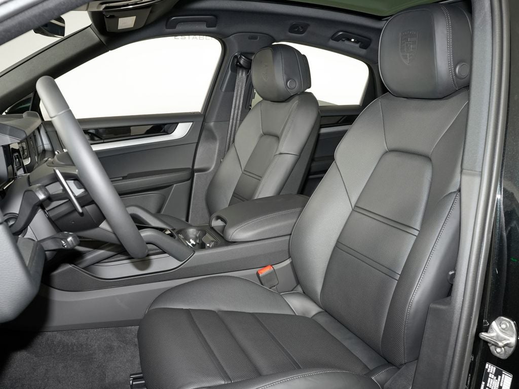 2026 Porsche Cayenne Coupe