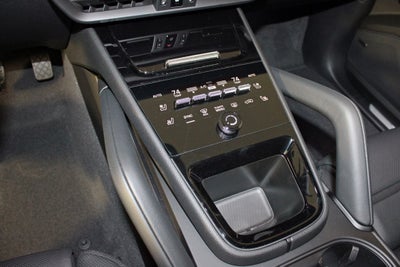 2025 Porsche Cayenne Coupe