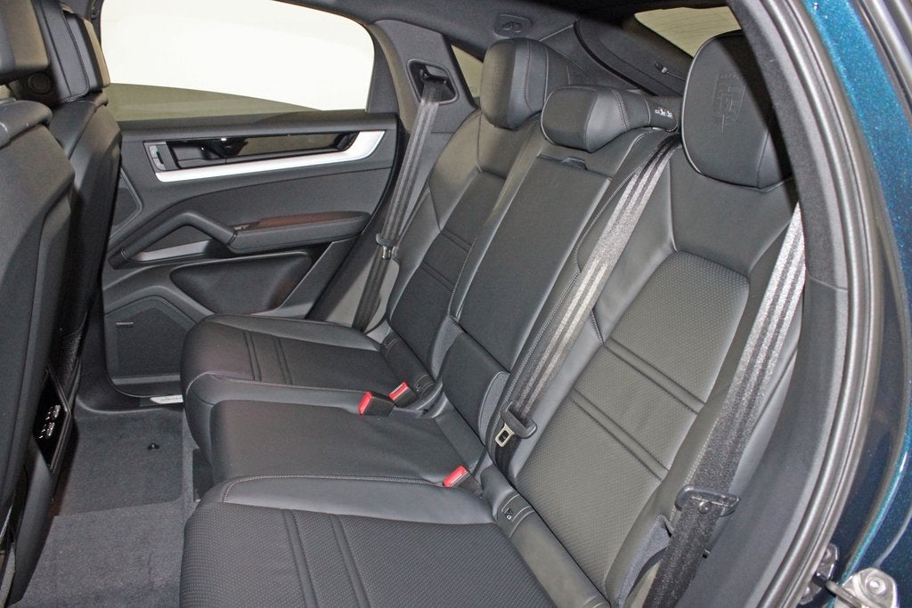 2025 Porsche Cayenne Coupe