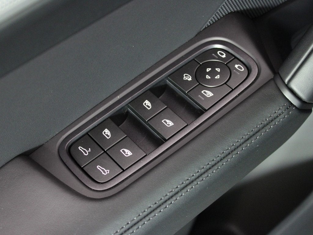 2025 Porsche Cayenne Coupe