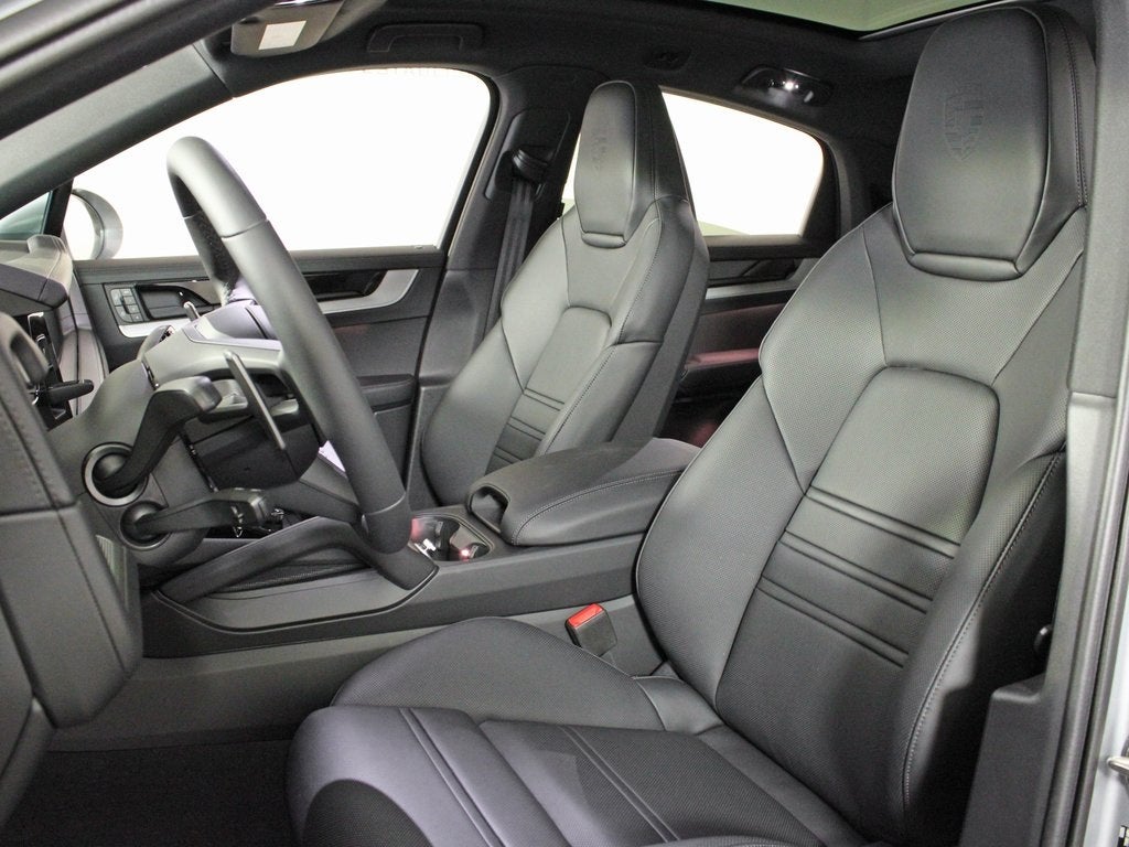 2025 Porsche Cayenne Coupe