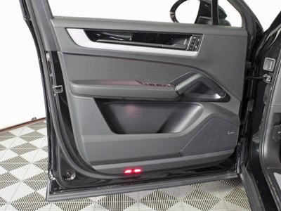 2025 Porsche Cayenne Coupe