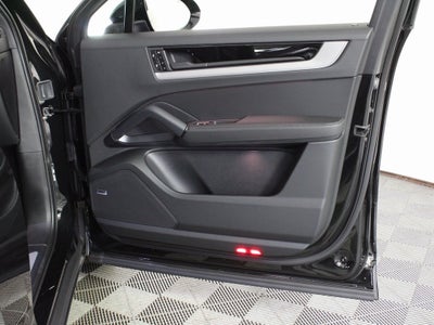 2025 Porsche Cayenne Coupe