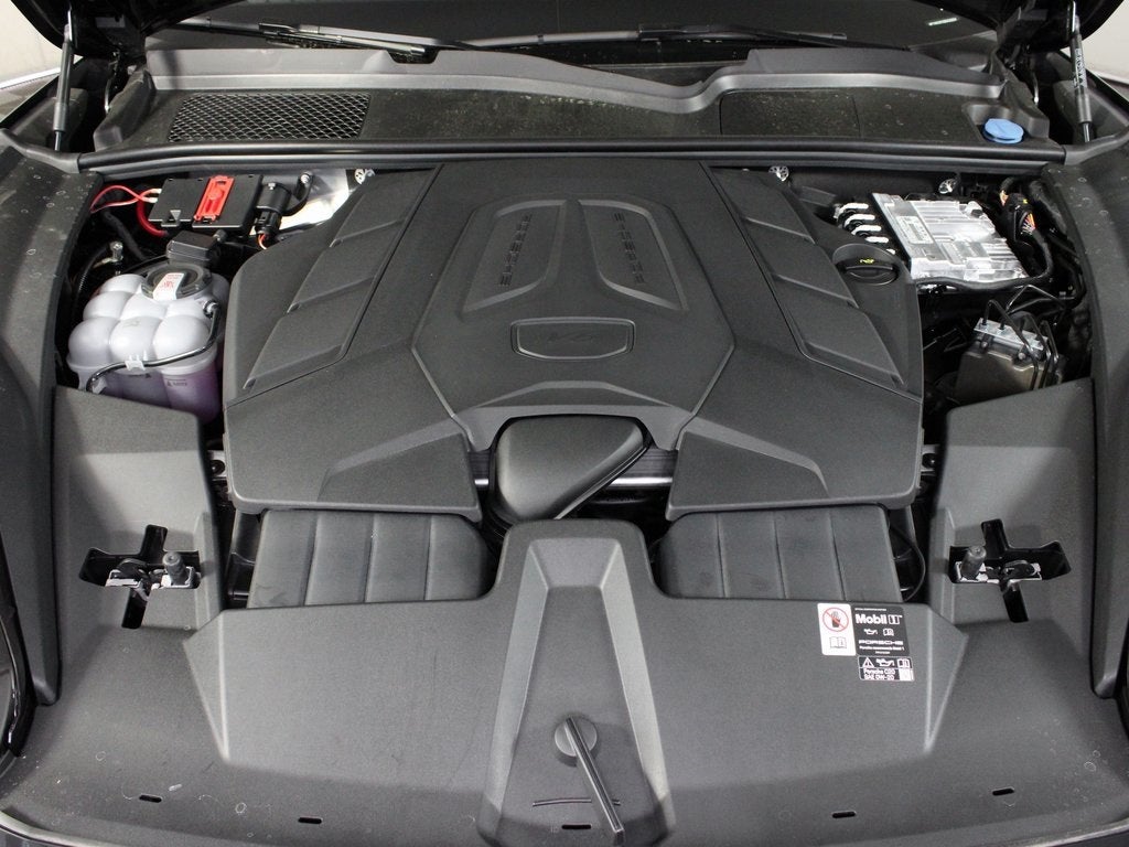 2025 Porsche Cayenne Coupe