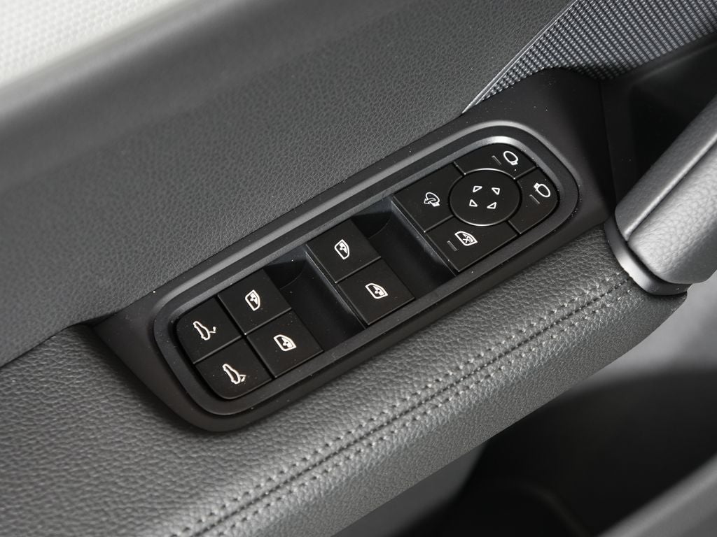 2026 Porsche Cayenne Coupe