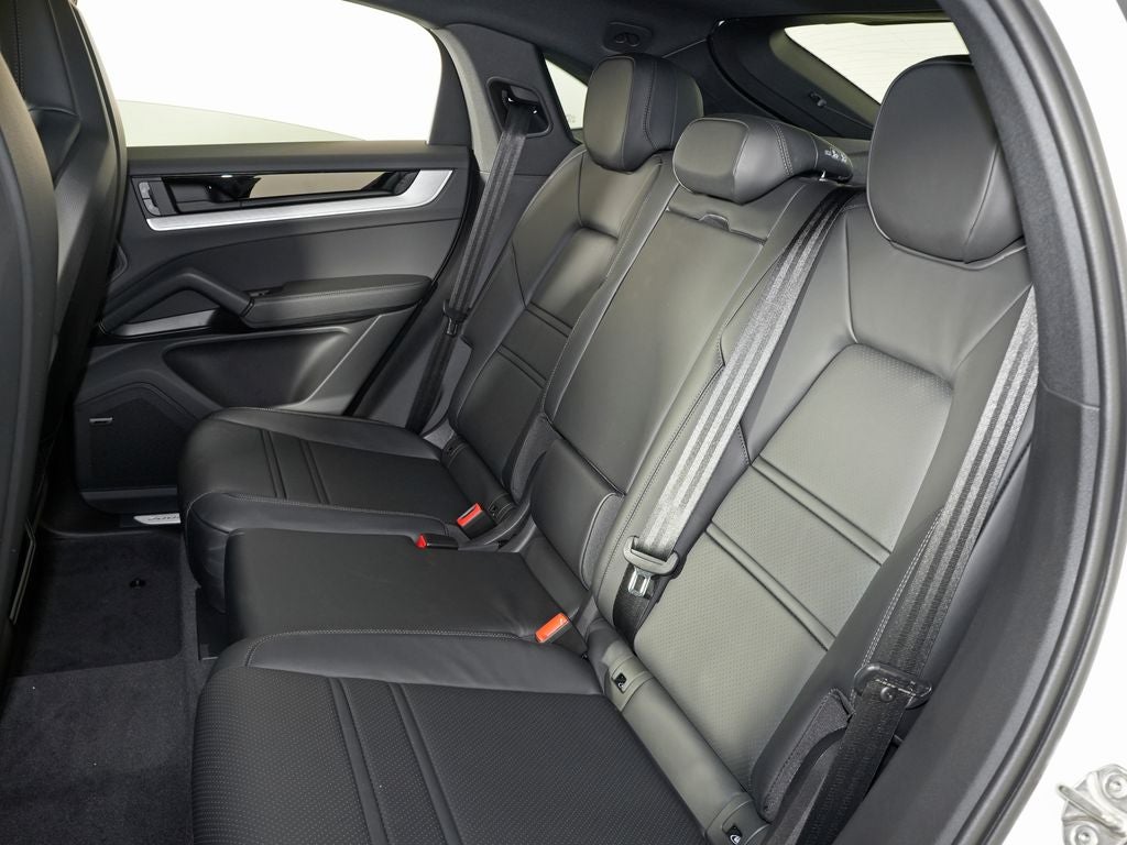 2026 Porsche Cayenne Coupe