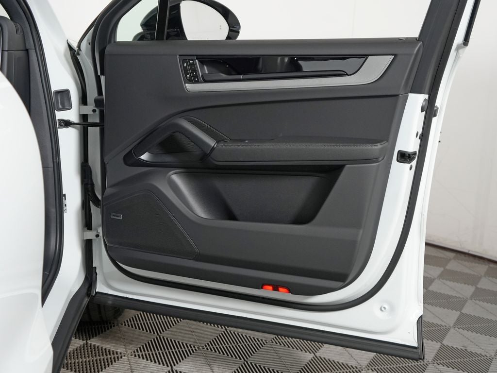 2026 Porsche Cayenne Coupe