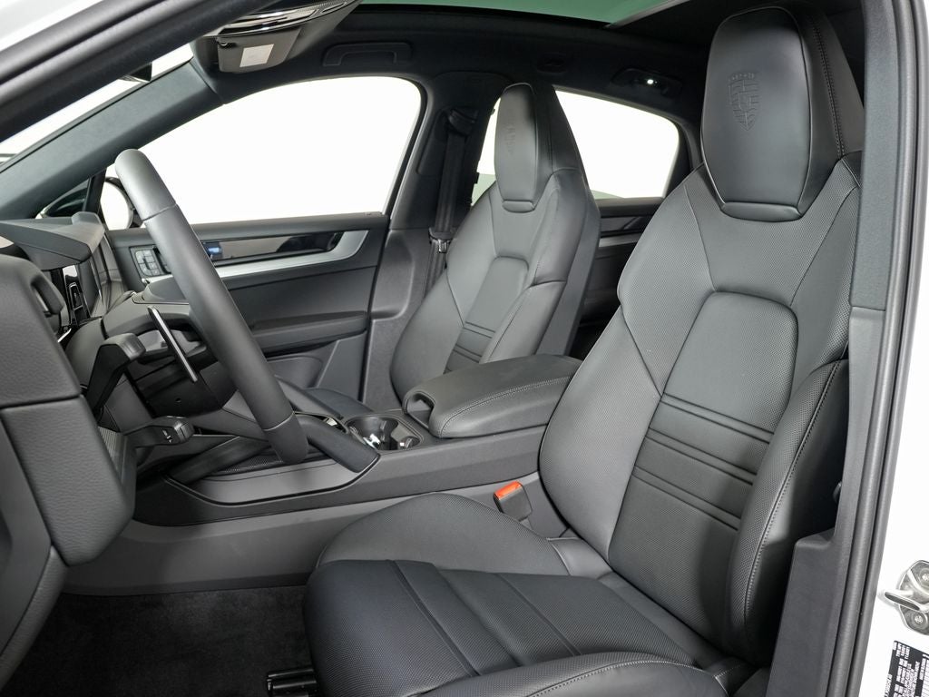 2026 Porsche Cayenne Coupe