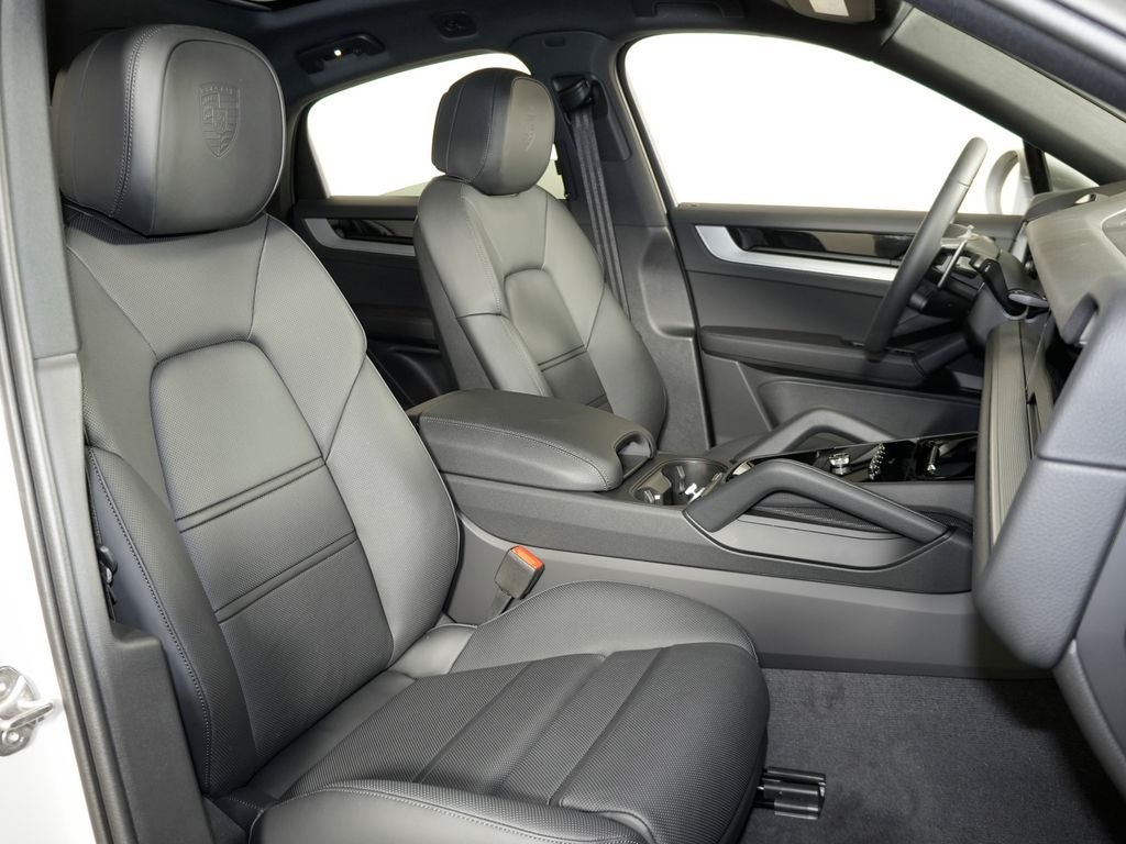 2026 Porsche Cayenne Coupe