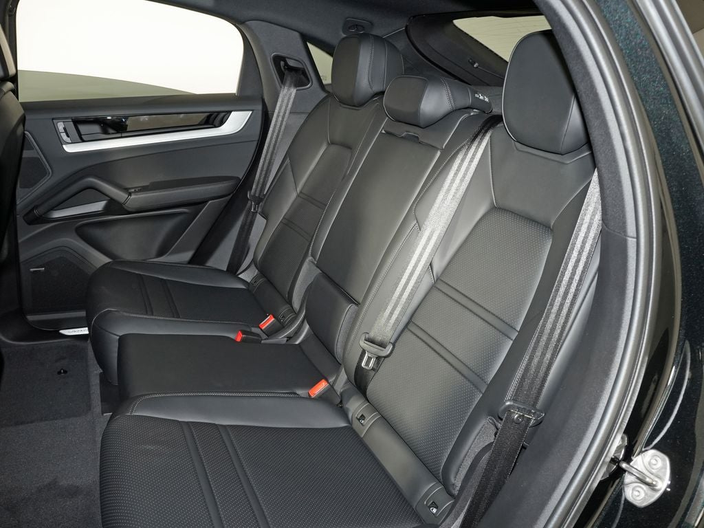 2026 Porsche Cayenne Coupe