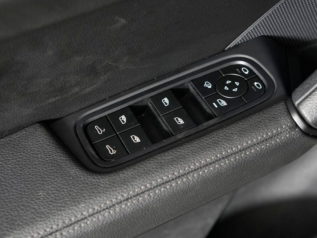 2024 Porsche Cayenne Coupe