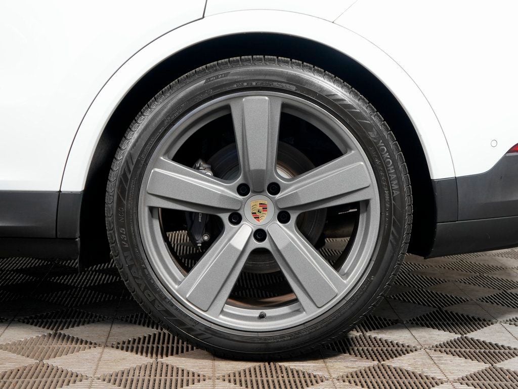 2024 Porsche Cayenne Coupe