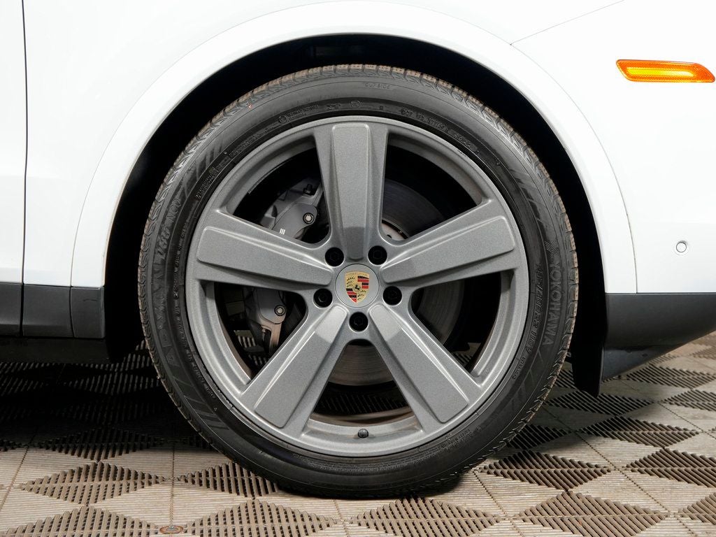 2024 Porsche Cayenne Coupe