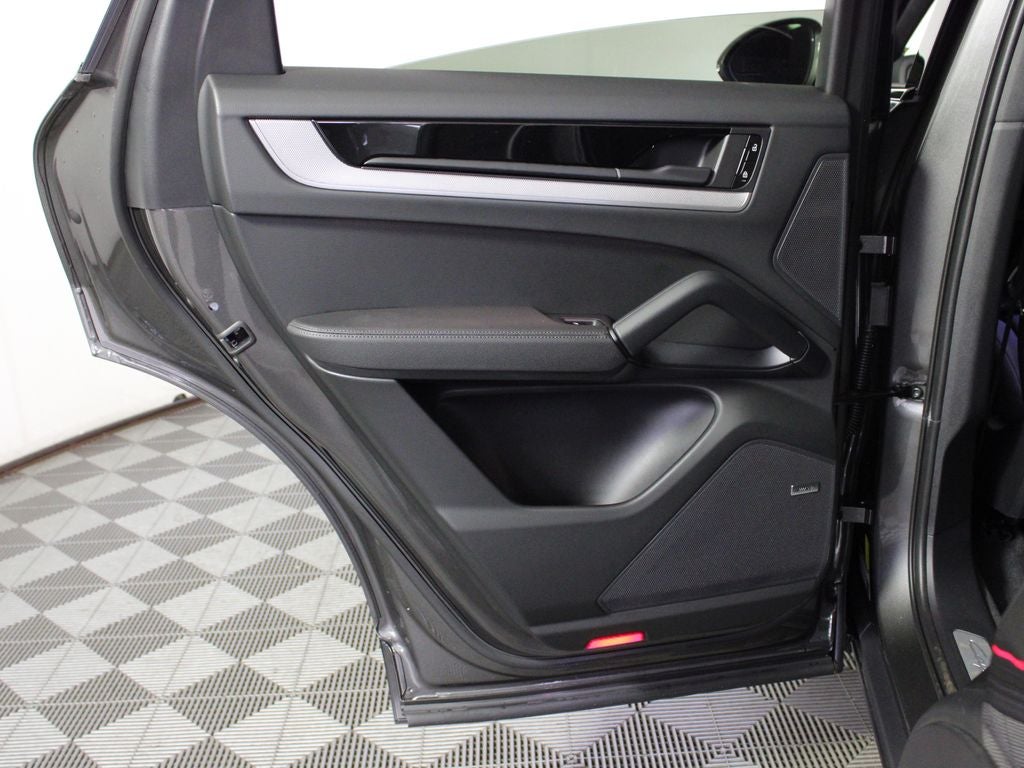 2026 Porsche Cayenne Coupe