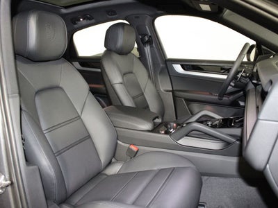 2026 Porsche Cayenne Coupe