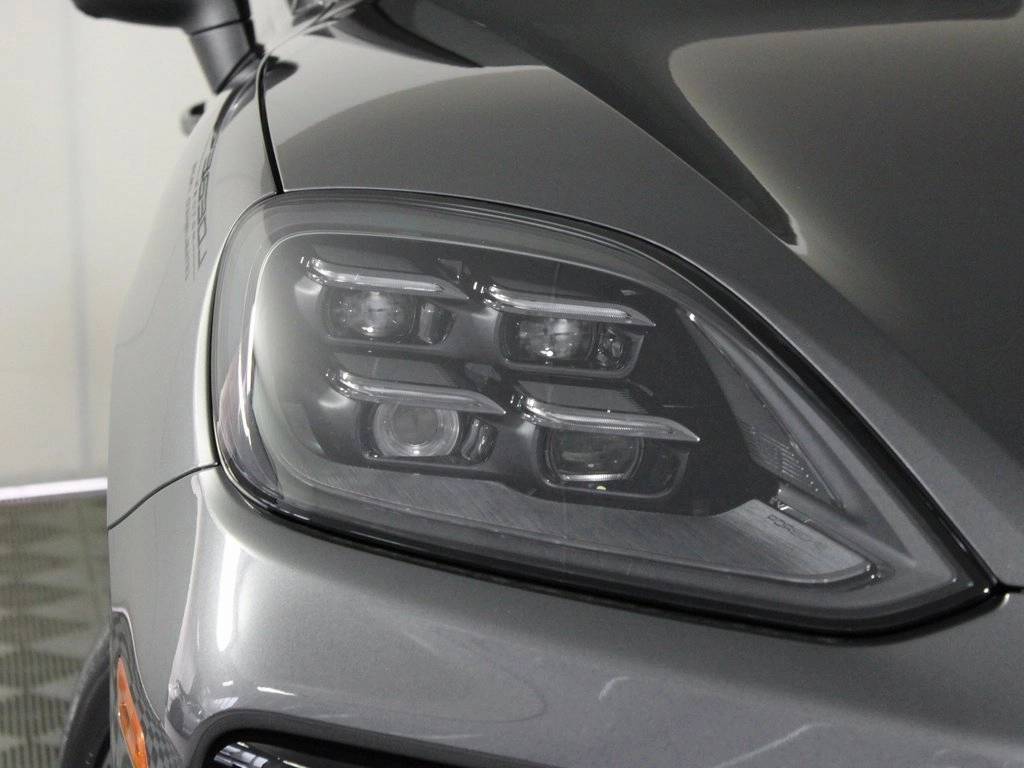 2026 Porsche Cayenne Coupe