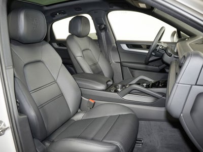 2026 Porsche Cayenne Coupe