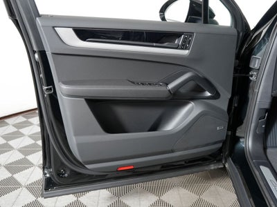 2026 Porsche Cayenne Coupe