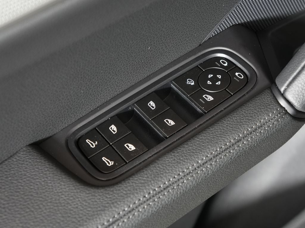 2026 Porsche Cayenne Coupe