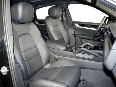 2026 Porsche Cayenne Coupe