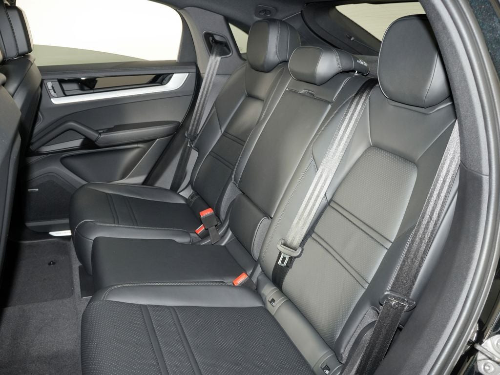 2026 Porsche Cayenne Coupe