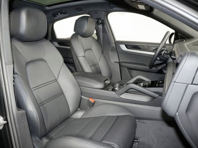 2026 Porsche Cayenne Coupe