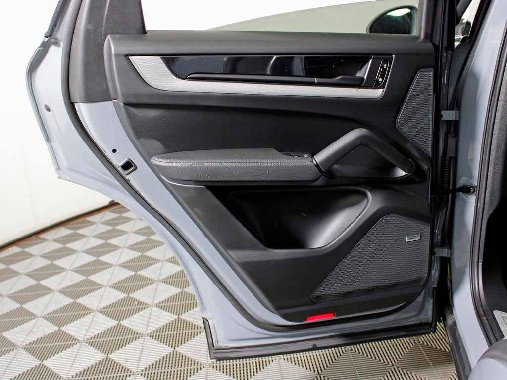 2024 Porsche Cayenne Coupe