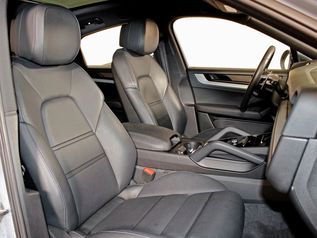 2024 Porsche Cayenne Coupe