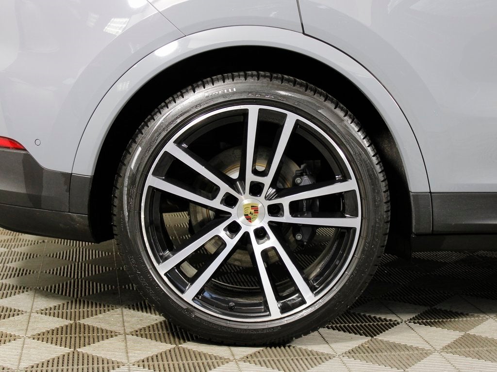 2024 Porsche Cayenne Coupe