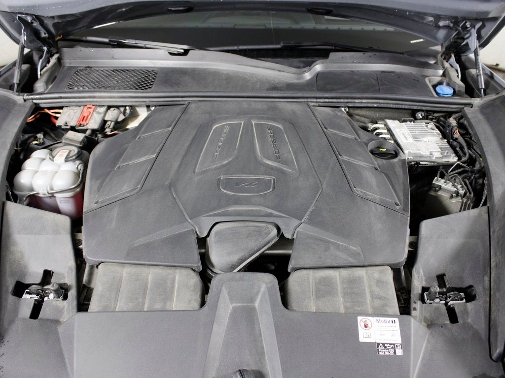 2024 Porsche Cayenne Coupe