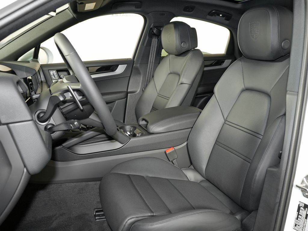 2026 Porsche Cayenne Coupe