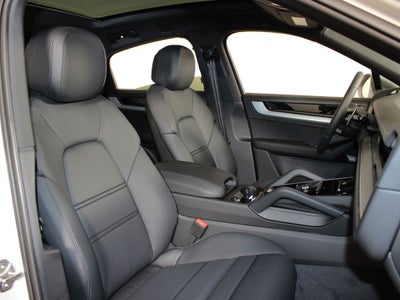 2026 Porsche Cayenne Coupe