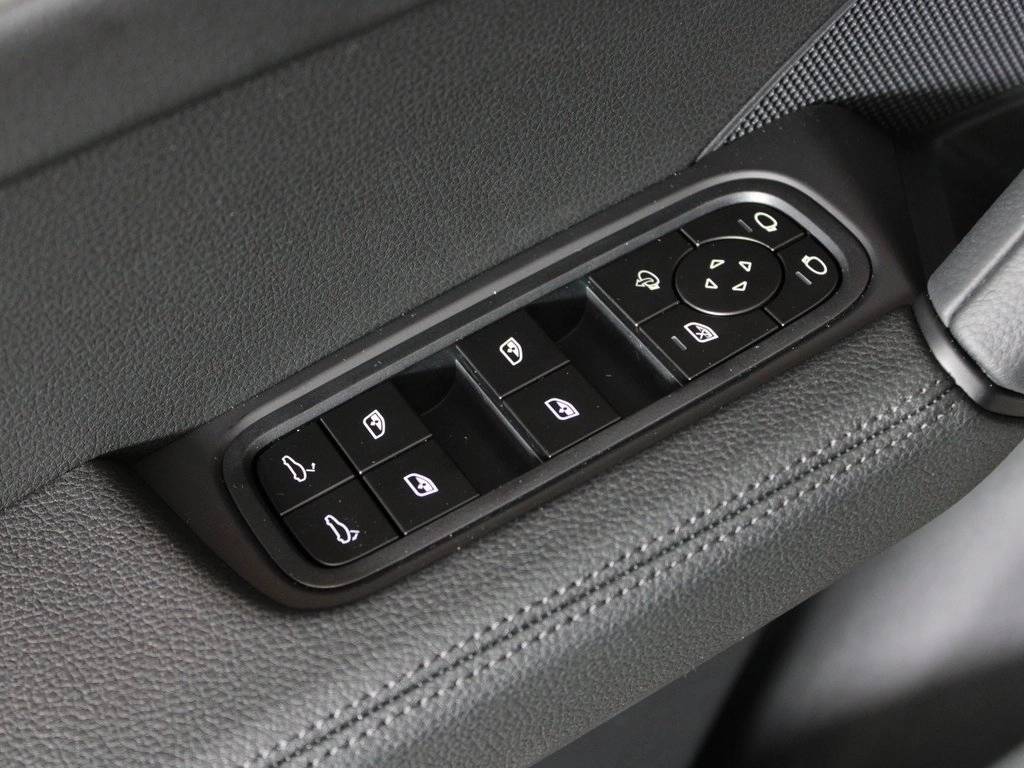 2026 Porsche Cayenne Coupe