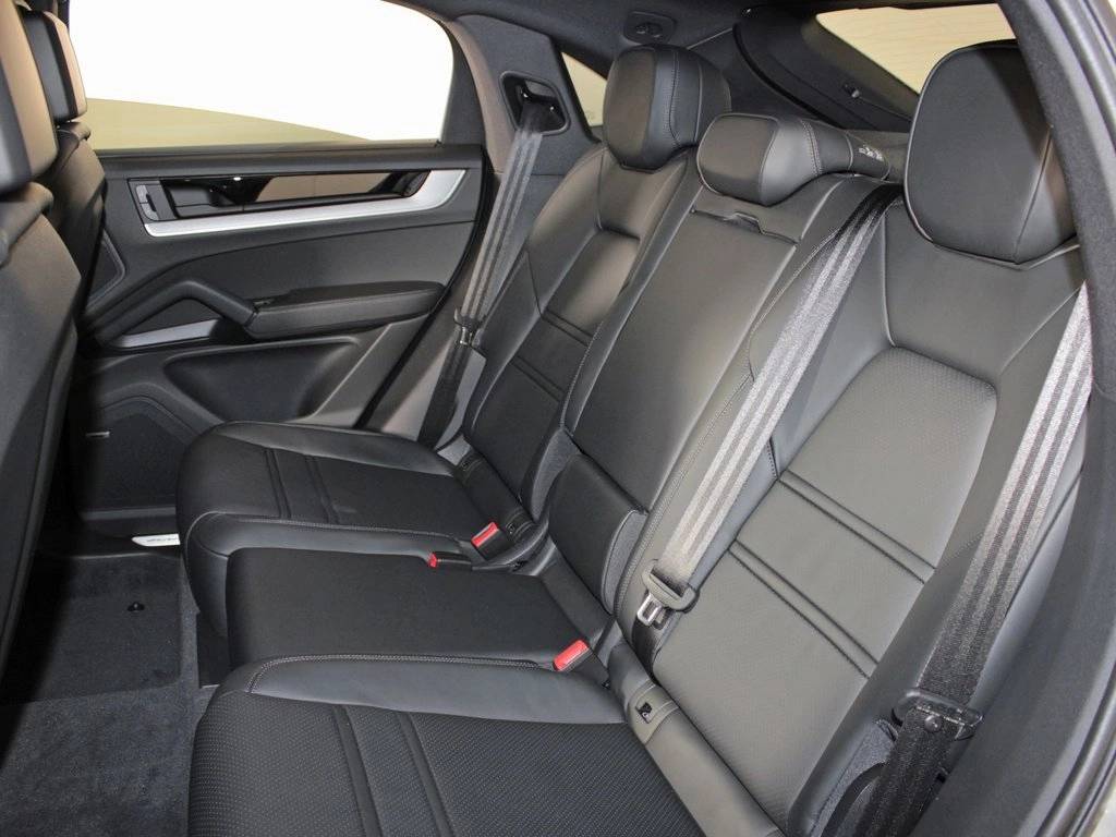 2026 Porsche Cayenne Coupe